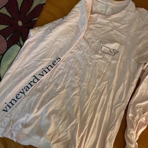 Long sleeve baby pink vineyard vines tshirt.